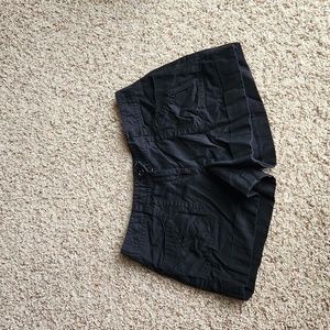 Loft Shorts - Black, size 10